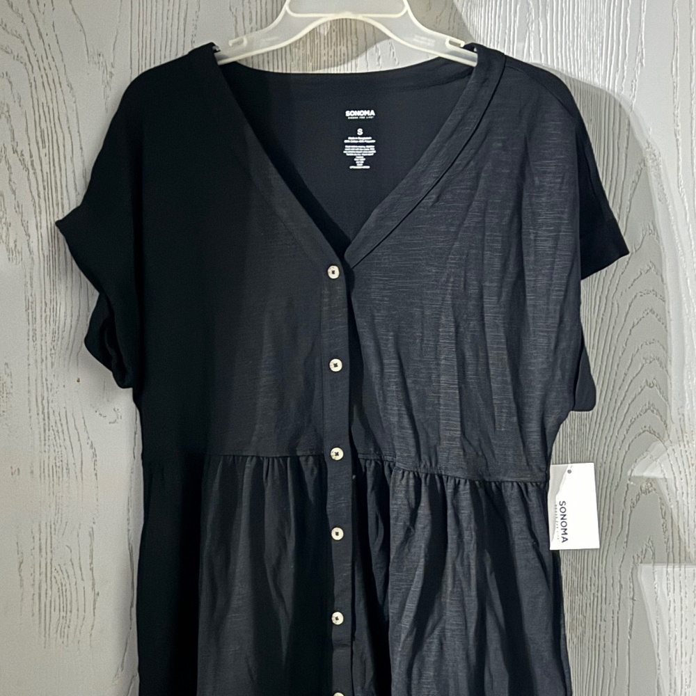 Black dress with pockets